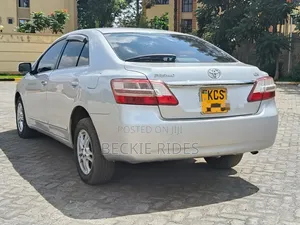 Toyota Premio 2011 Silver