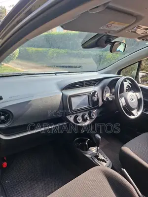 Toyota Vitz 1.0 FWD 5dr 2019 Gray