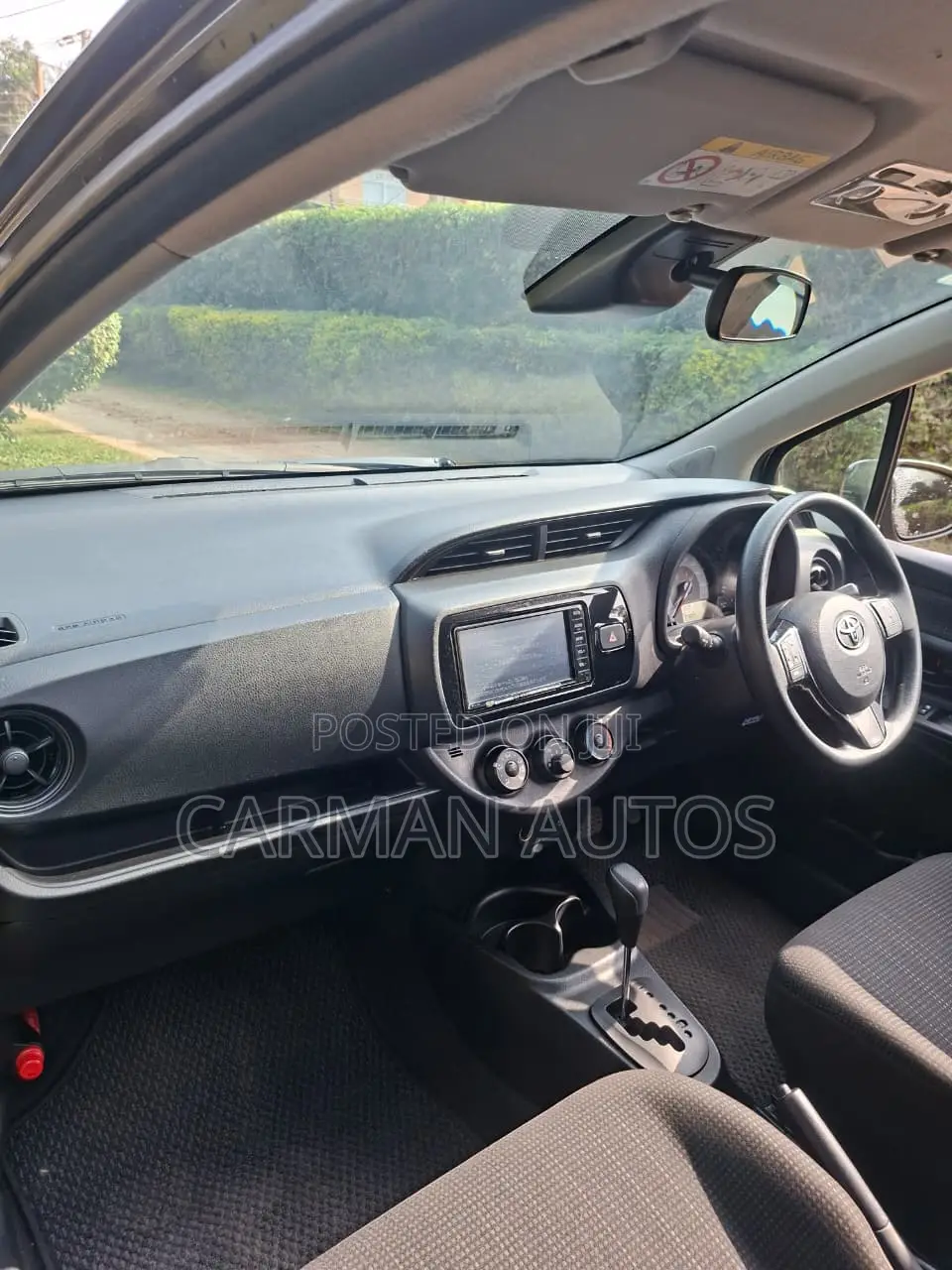 Toyota Vitz 1.0 FWD 5dr 2019 Gray