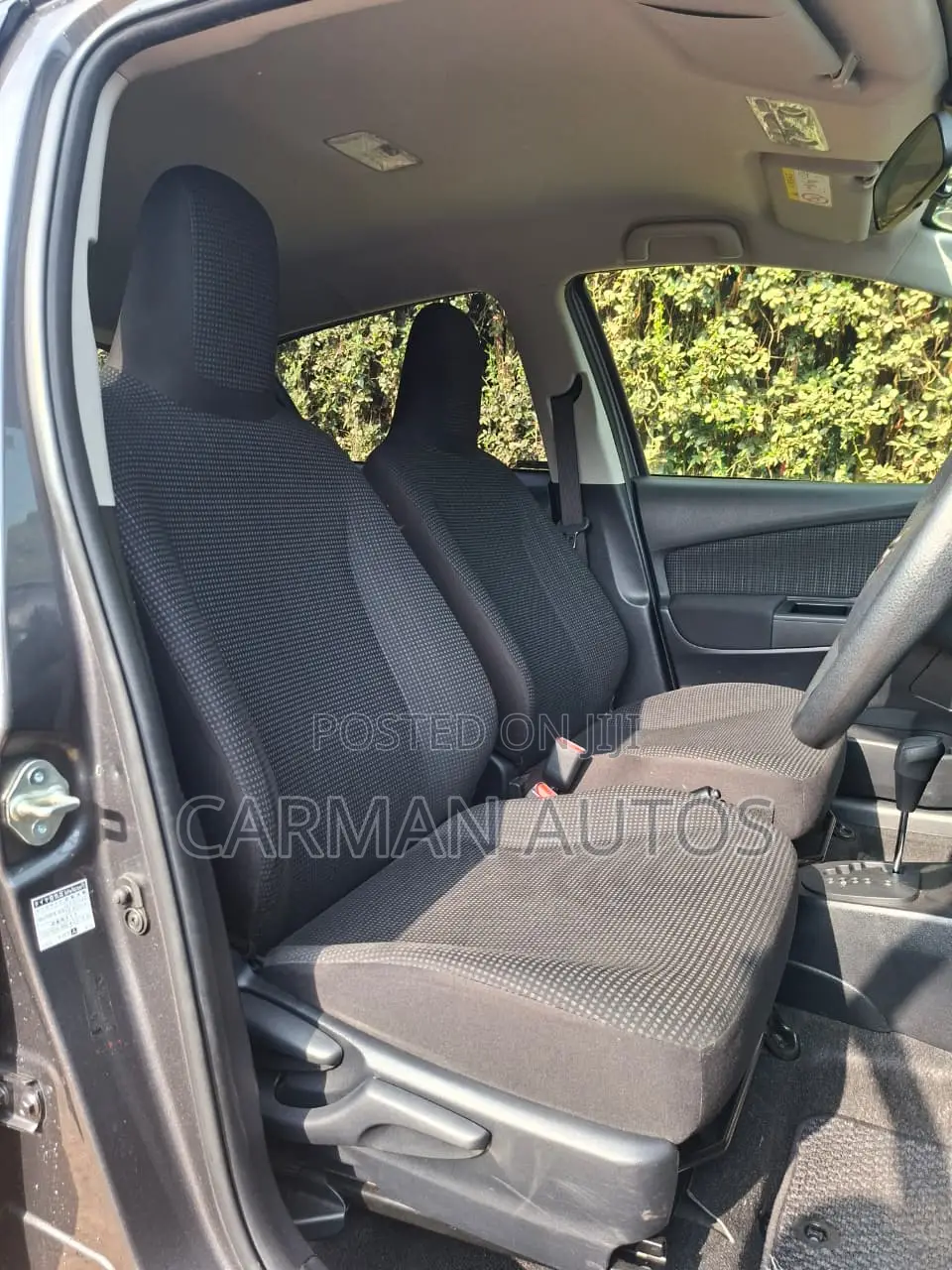 Toyota Vitz 1.0 FWD 5dr 2019 Gray