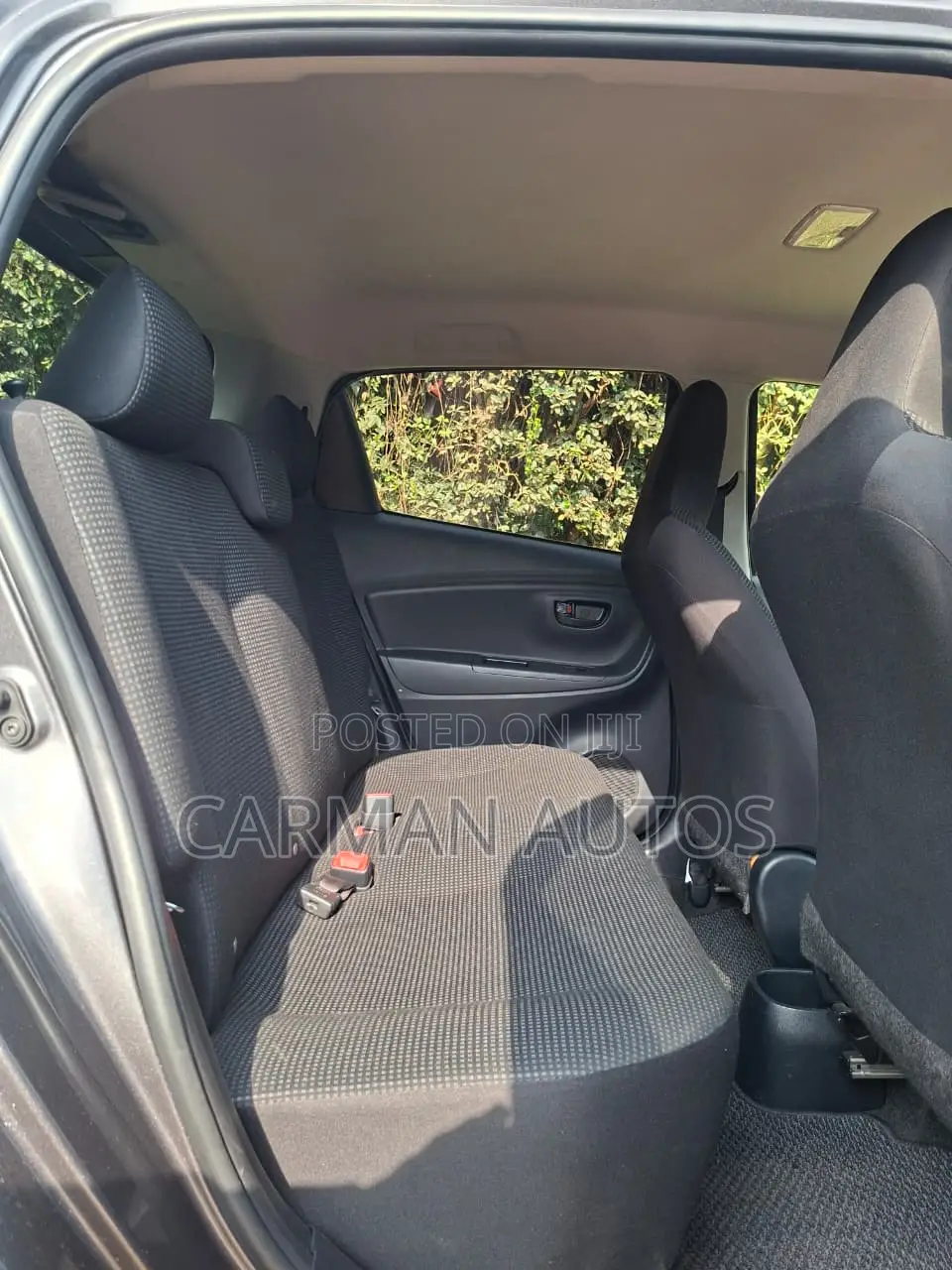 Toyota Vitz 1.0 FWD 5dr 2019 Gray