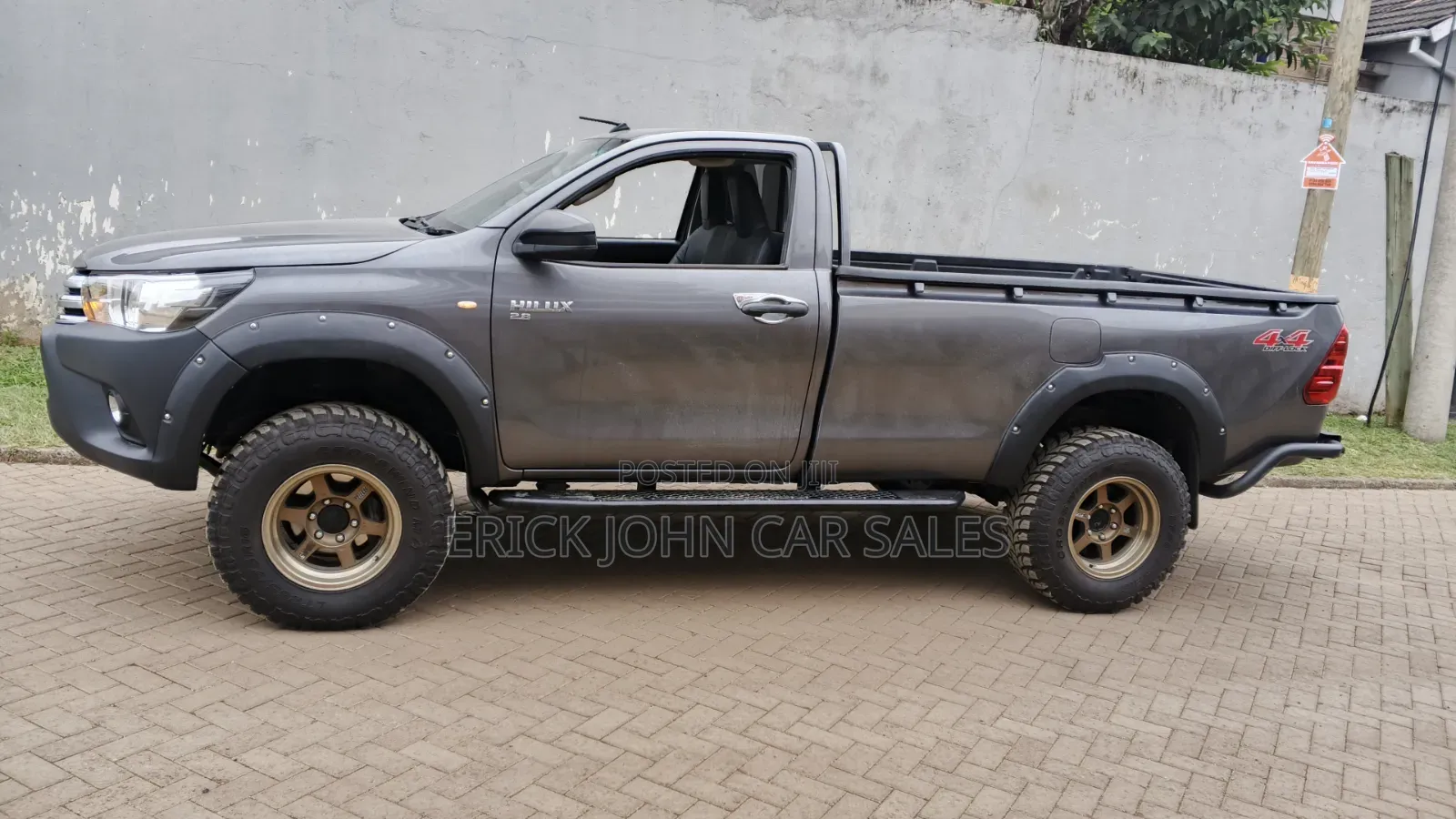 Toyota Hilux 2019 Silver