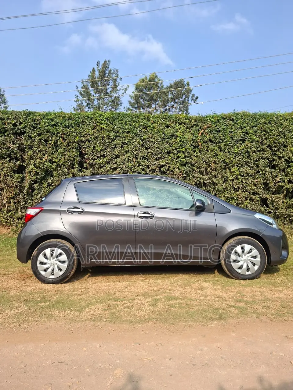 Toyota Vitz 1.0 FWD 5dr 2019 Gray