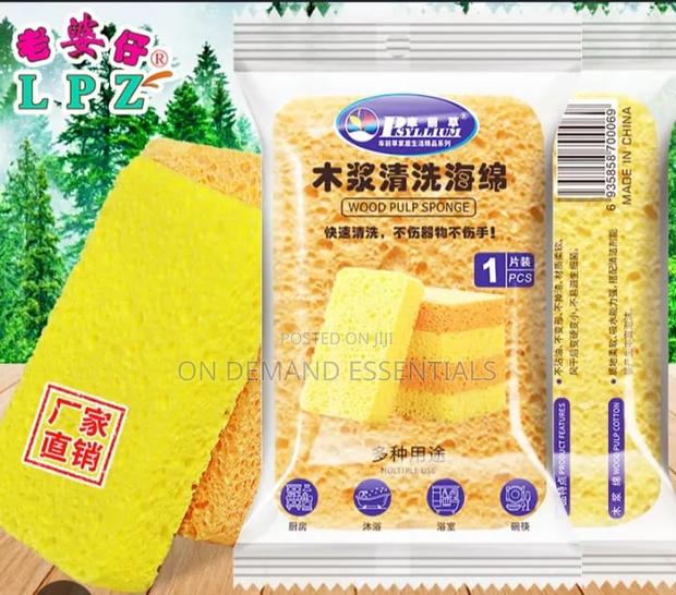 Wood Pulp Dishwashing Sponge
3 - main view