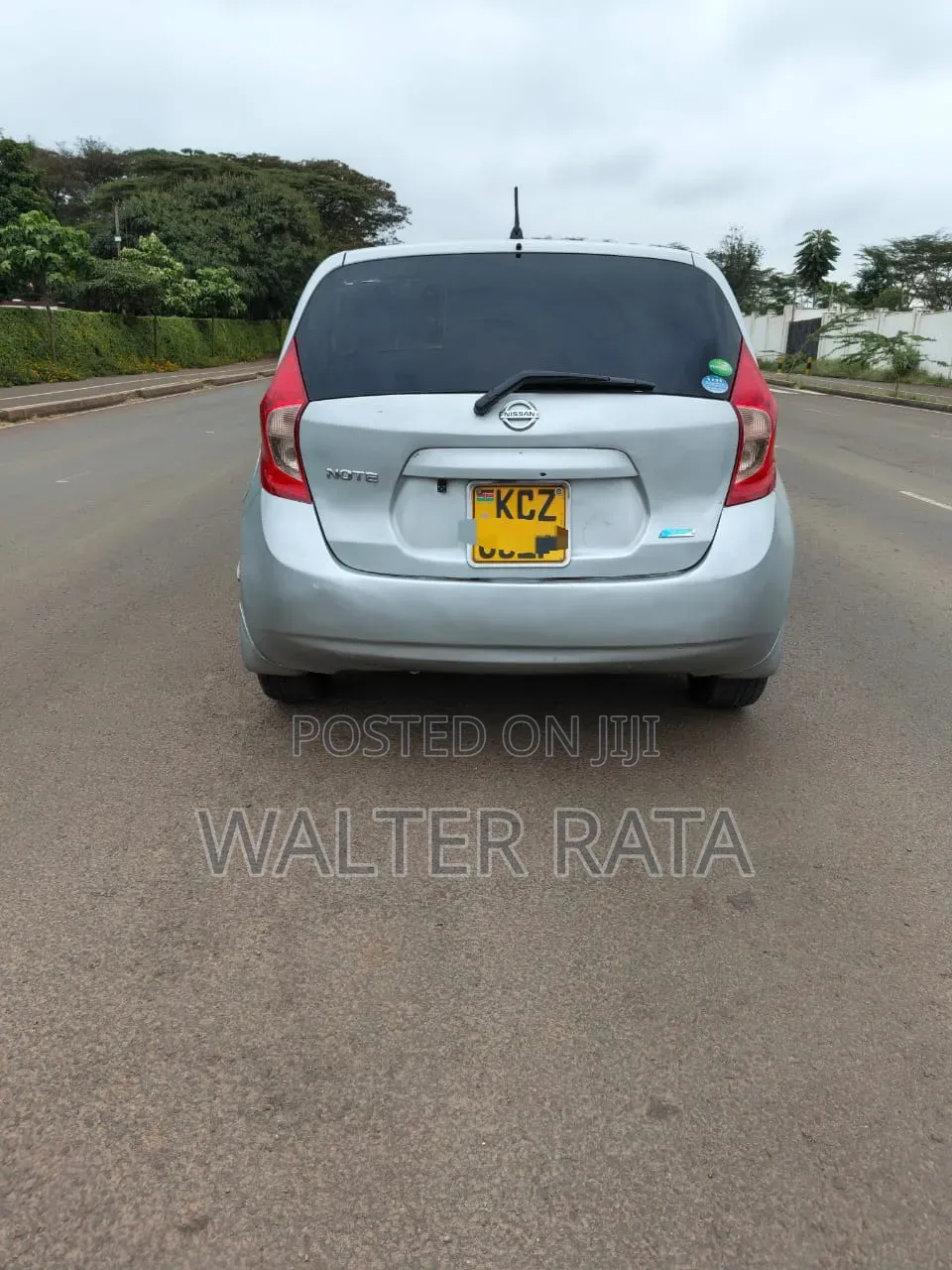 Nissan Note 2013 Silver