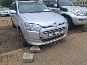 Toyota Probox 2016 Silver