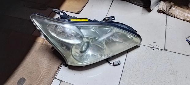 Harrier 240 Headlight 2009 - main view