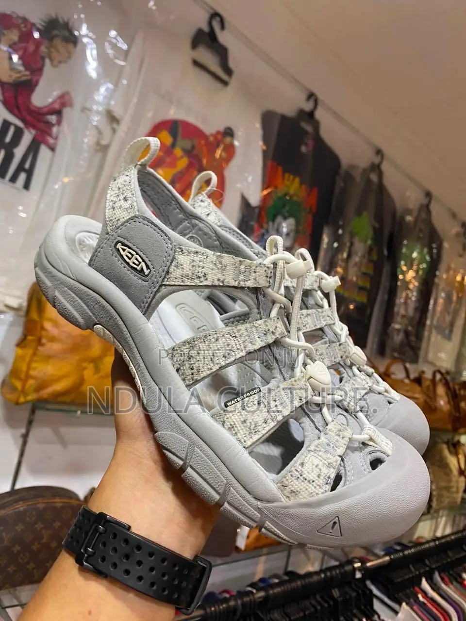 Brand New Keen Newport