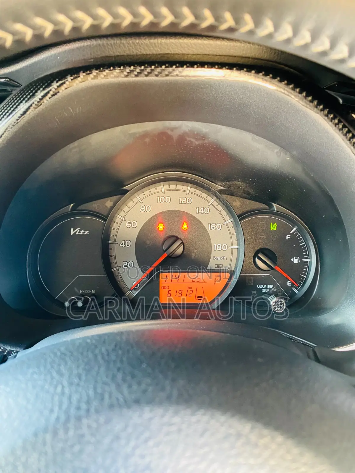 Toyota Vitz 1.0 FWD 5dr 2018 Silver