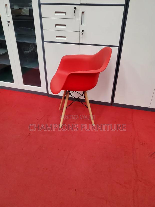 Wide Eames Accent Chair - thumbnail 2