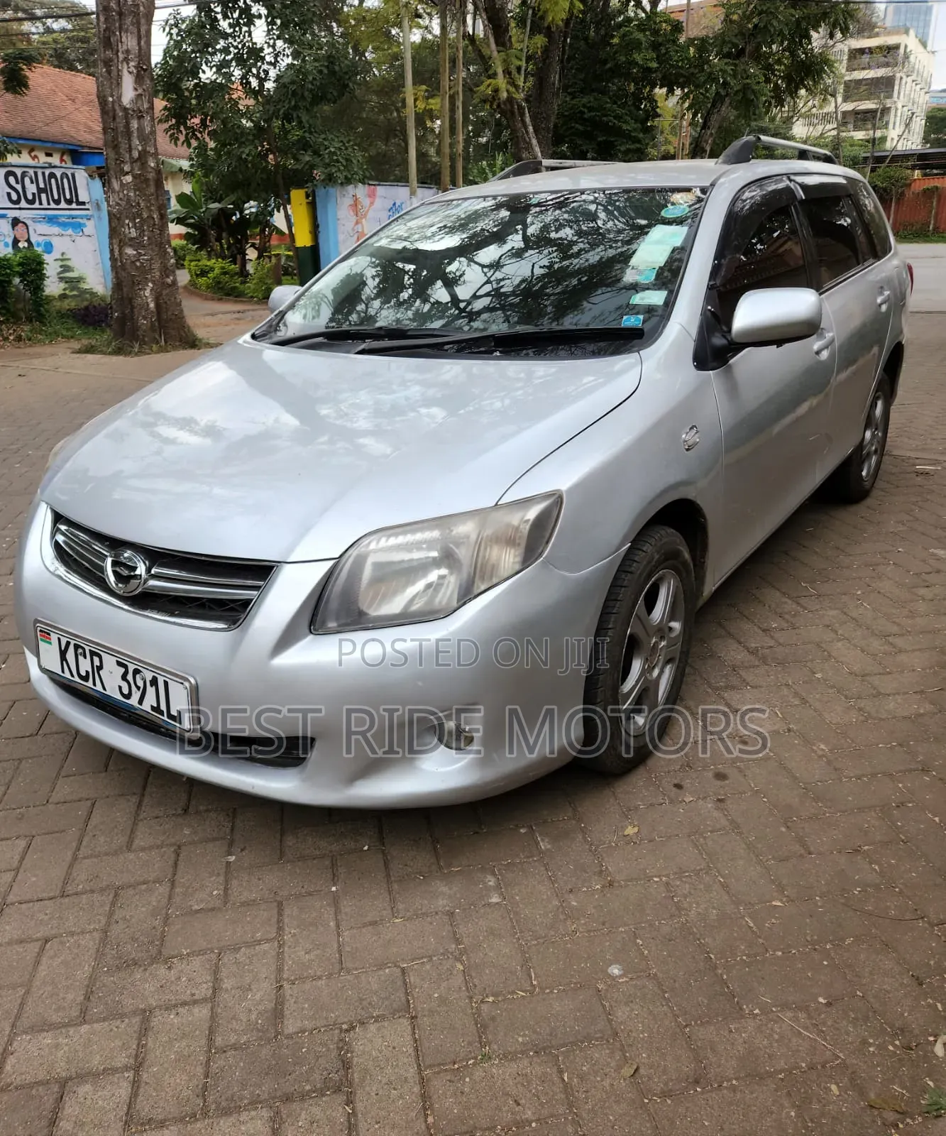 Toyota Corolla Fielder 2011 Silver