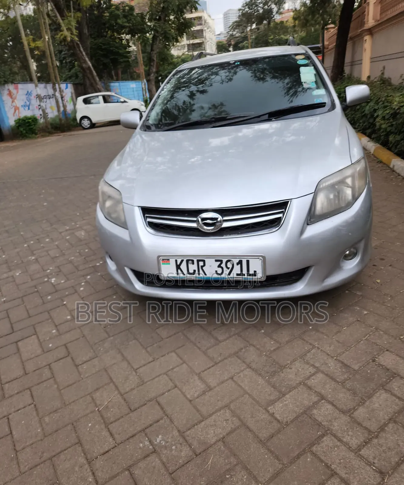 Toyota Corolla Fielder 2011 Silver