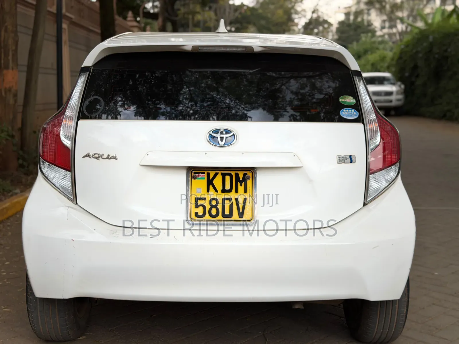 Toyota Aqua 2016 White