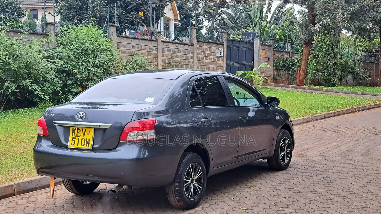 Toyota Belta 2006 Gray