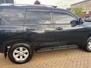 Toyota Land Cruiser Prado 2016 Black