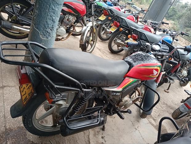 Honda CB 2021 Red - thumbnail 3