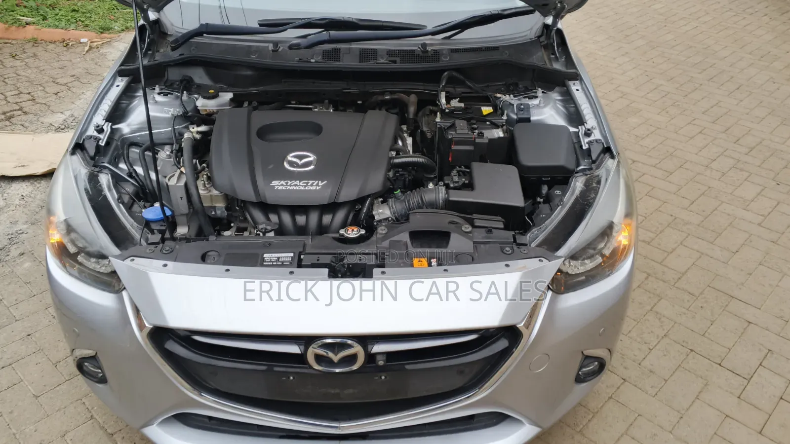 Mazda Demio 2019 Silver