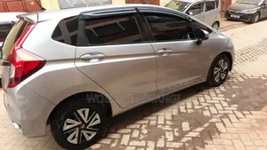 Honda Fit 2018 Silver