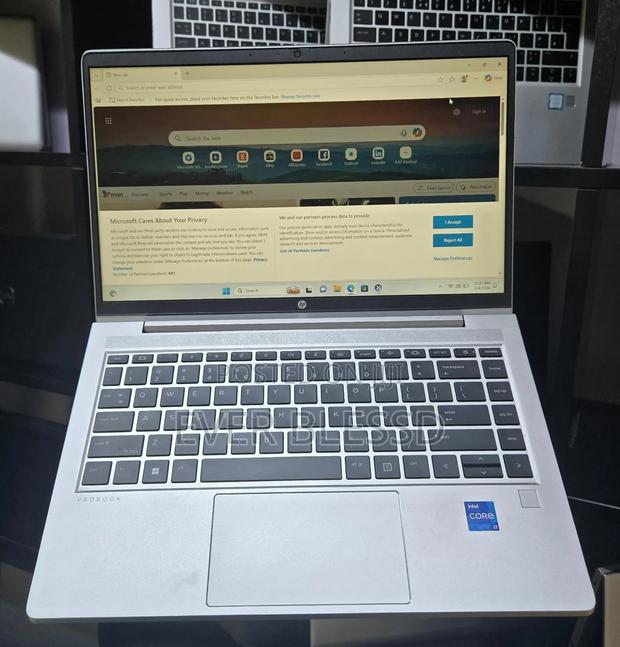 Laptop HP ProBook 440 G10 16GB Intel Core i7 SSD 512GB
