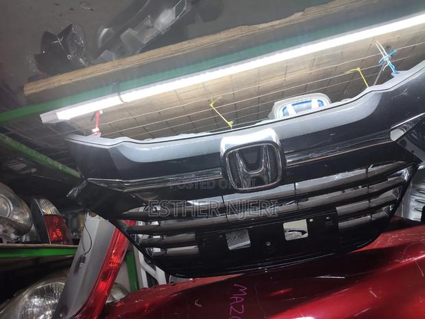 Honda Vezel Grill Available