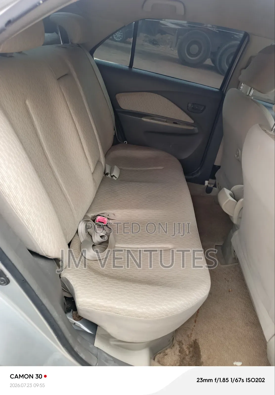Toyota Belta 2012 Silver