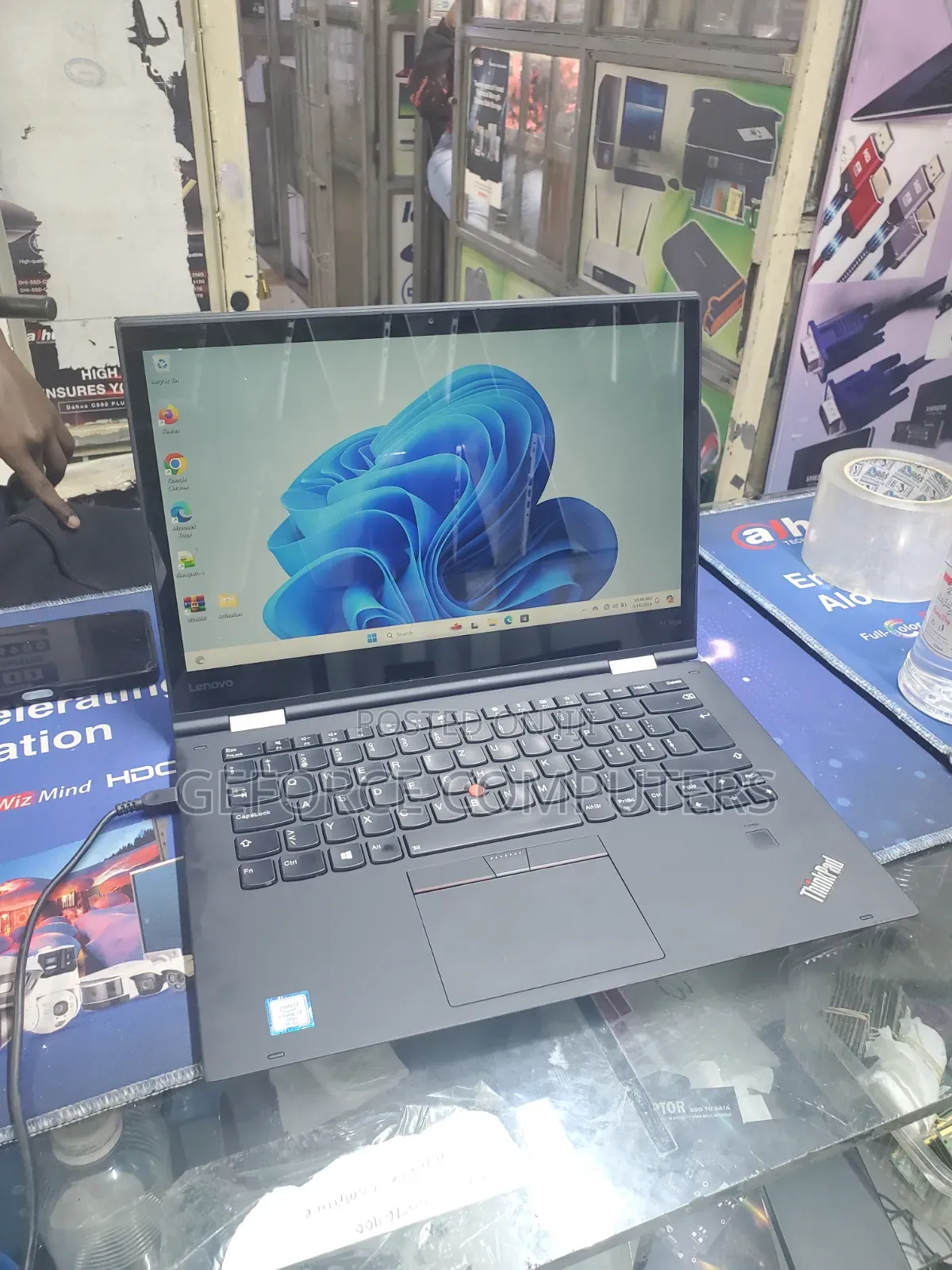 Laptop Lenovo ThinkPad X1 Yoga 16GB Intel Core i7 SSD 512GB