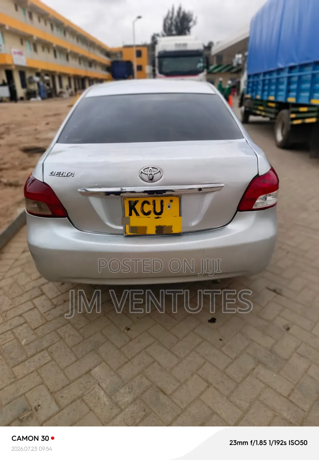 Toyota Belta 2012 Silver