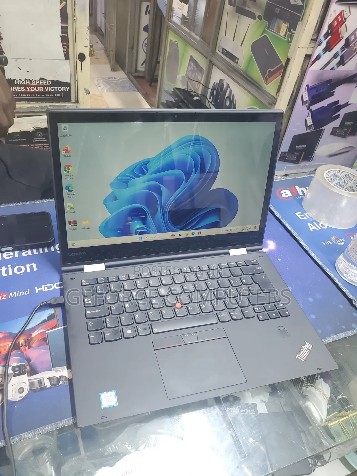 Laptop Lenovo ThinkPad X1 Yoga 16GB Intel Core i7 SSD 512GB
