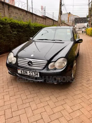 Mercedes-Benz C200 2005 Black