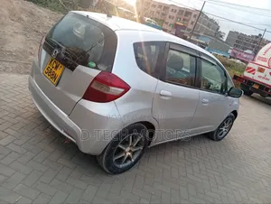 Honda Fit 2012 Silver