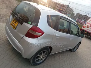 Honda Fit 2012 Silver