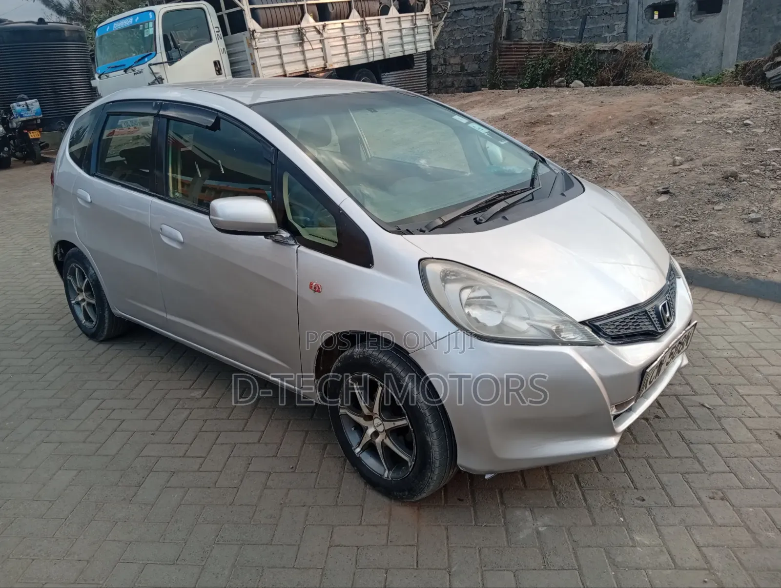 Honda Fit 2012 Silver