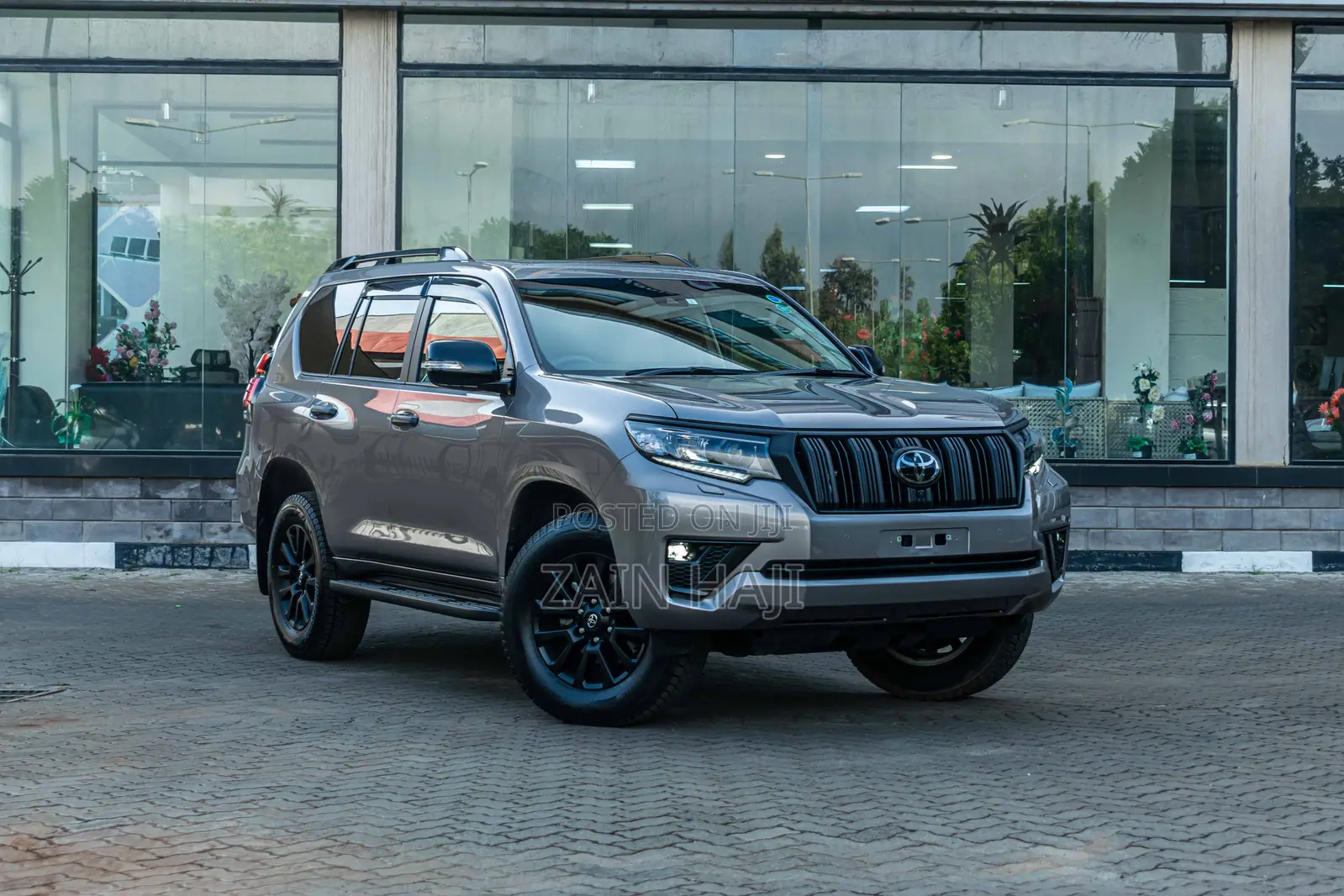 Toyota Land Cruiser Prado 2.8 2023 Brown
