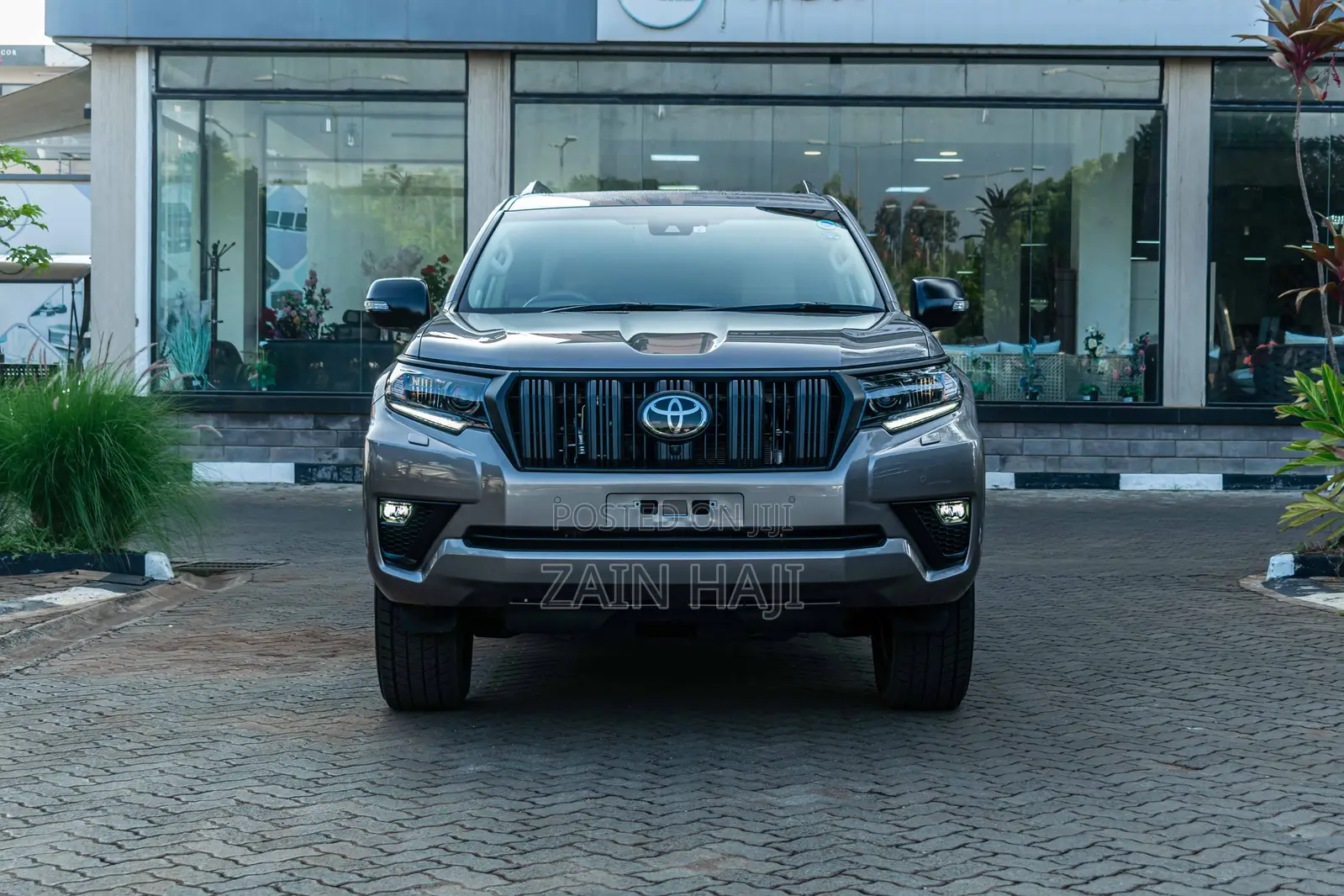 Toyota Land Cruiser Prado 2.8 2023 Brown