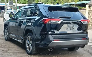 Toyota RAV4 2021 Black
