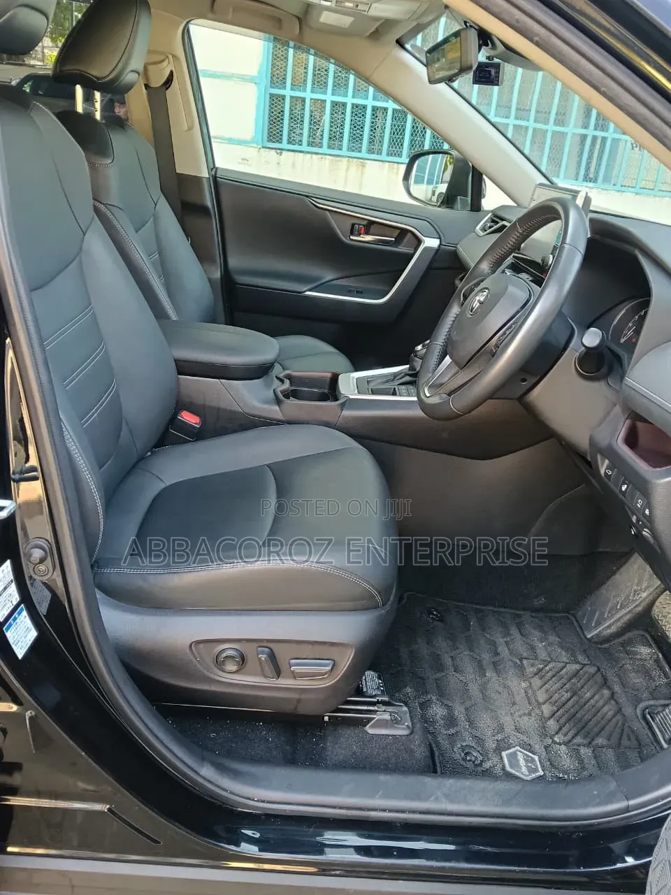 Toyota RAV4 2021 Black