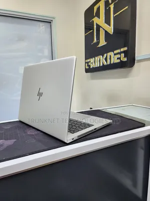 Laptop HP EliteBook 735 8GB AMD Ryzen 7 SSD 256GB