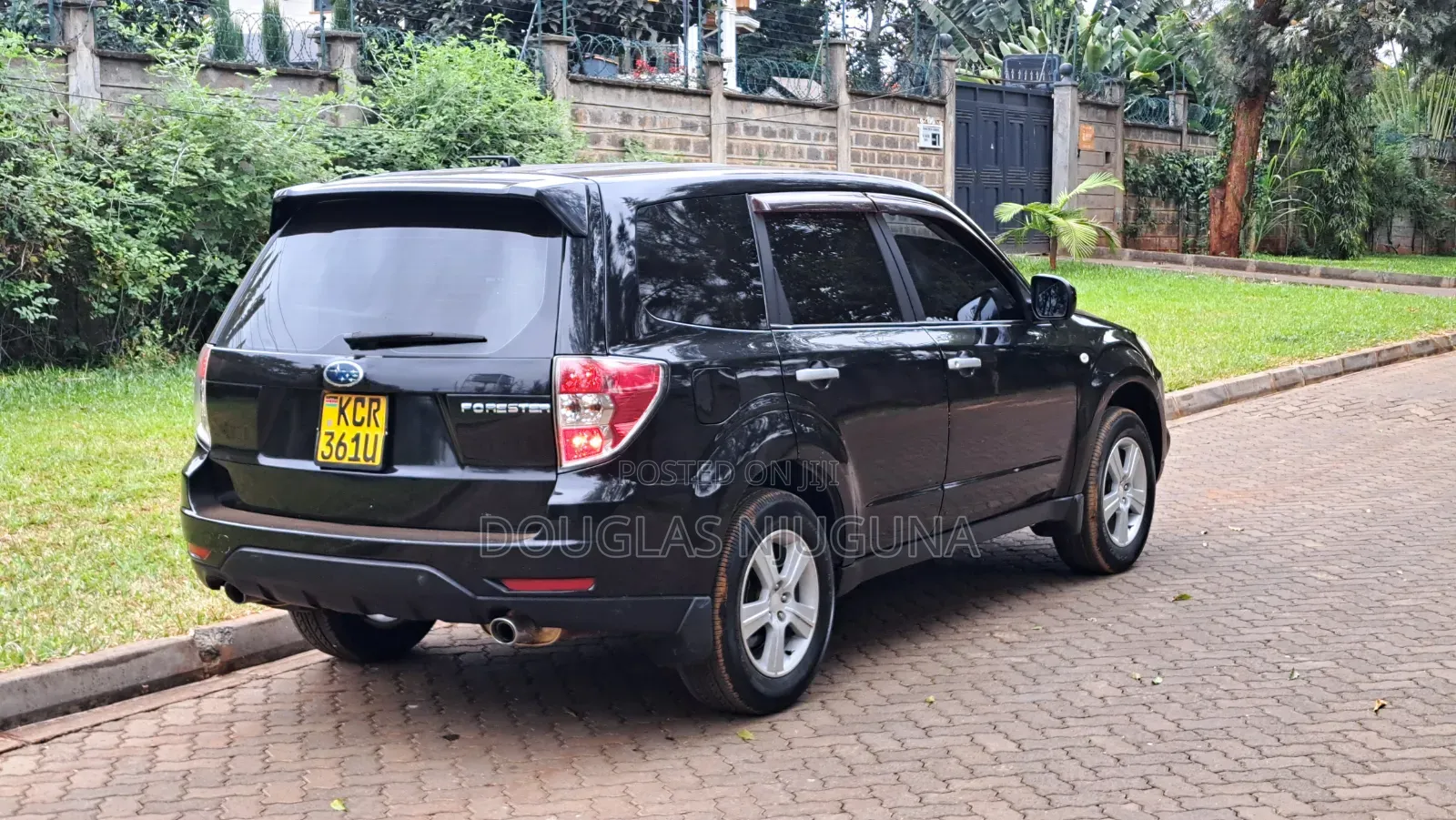 Subaru Forester 2012 Black