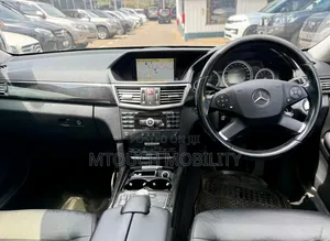 Mercedes-Benz E350 2010 Silver