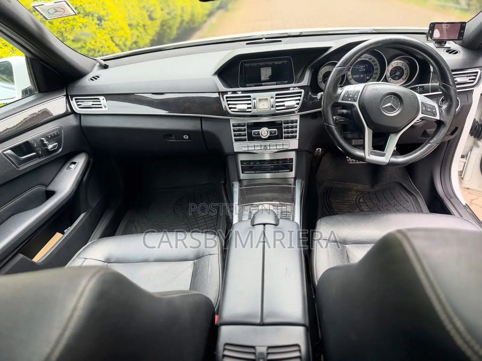 Mercedes-Benz E300 2014 White