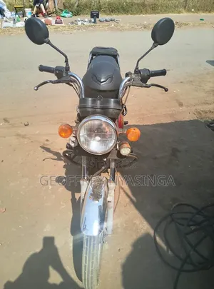 Bajaj Boxer 2023 Red