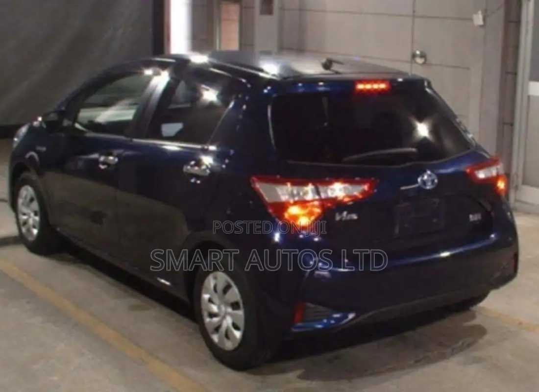 Toyota Vitz 1.5 FWD Hybrid 5dr 2019 Blue