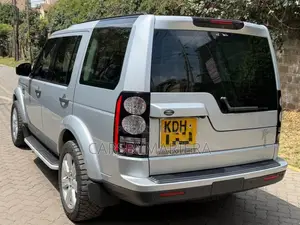 Land Rover Discovery 2015 Silver