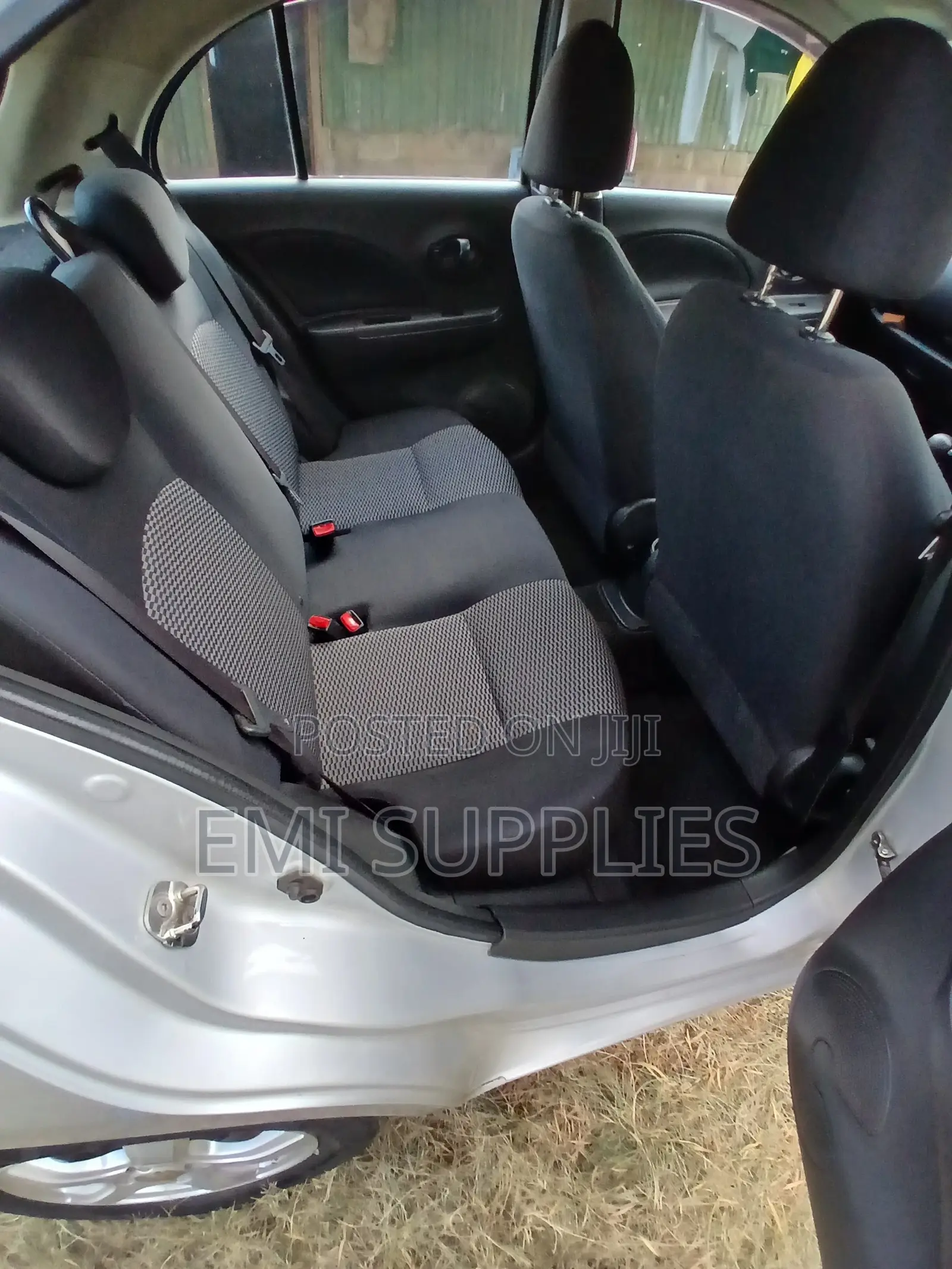 Nissan March 1.2 FWD 2015 Silver