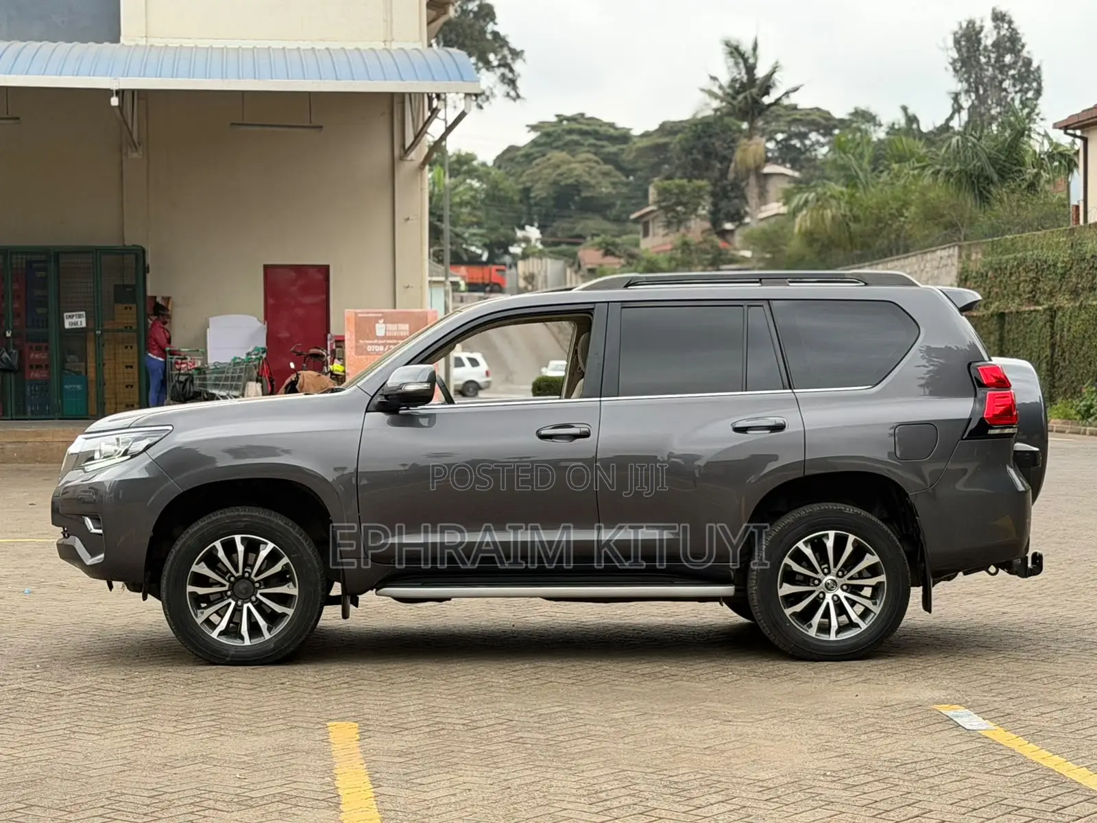 Toyota Land Cruiser Prado 2019 Gray