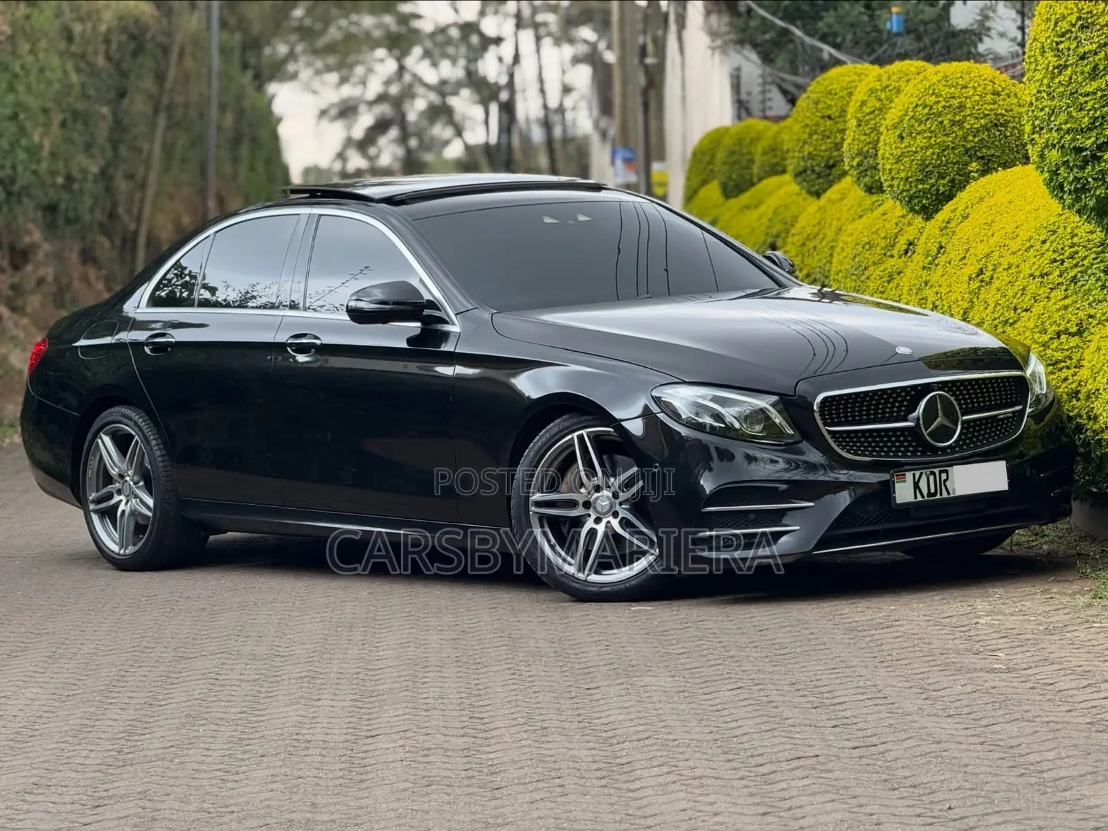 Mercedes-Benz E200 2017 Black
