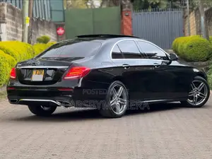 Mercedes-Benz E200 2017 Black
