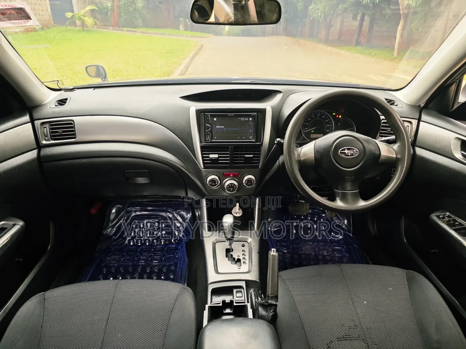 Subaru Forester 2011 Black