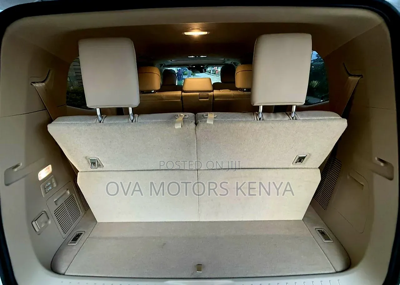 Toyota Land Cruiser 2023 White