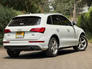 Audi Q5 2.0T Premium AWD quattro 2016 White